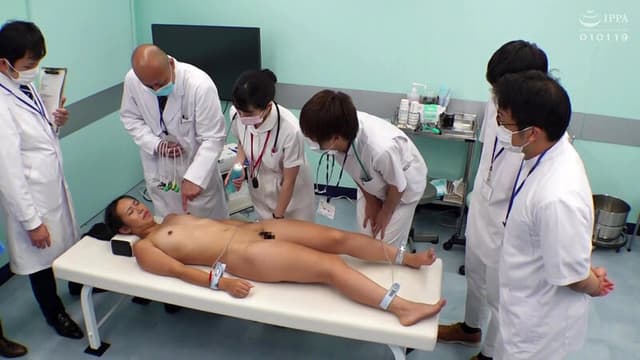 羞恥！新卒看護師着任前健康診断～朝陽えま編～ サンプル画像 9