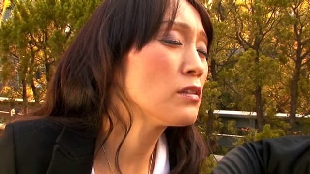 気持ち良過ぎて大量潮吹き！絶頂失禁！おもらしする女！！ 2 白川ゆり サンプル画像 7