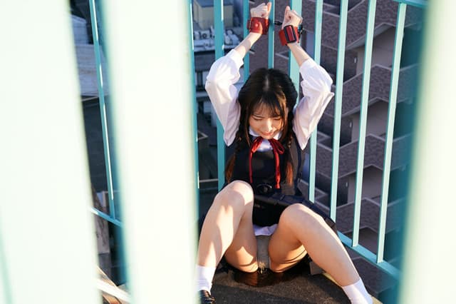 いけないおもらしごっこ 皆月ひかる サンプル画像 1