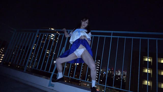 セーラー服熟女失禁羞恥 川上ゆう サンプル画像 20