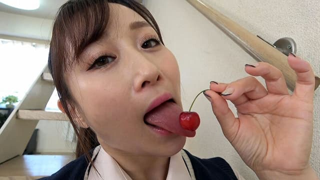 セーラー服熟女失禁羞恥 川上ゆう サンプル画像 9