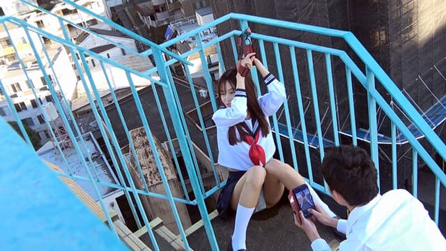 いけないおもらしごっこ 前田美波 サンプル画像 2