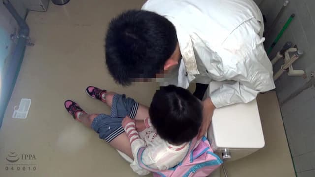 トイレこじ開けPart 4 サンプル画像 3