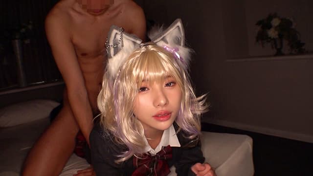 素人AV 145cm ●リ顔・雑魚マン・潮ビチャお漏らし 3P種付け会！ おま●こが弱すぎる早漏コスプレイヤーを囲んで淫乱個撮オフパコ＆発情ハメ潮噴射の着衣性交！ サンプル画像 13
