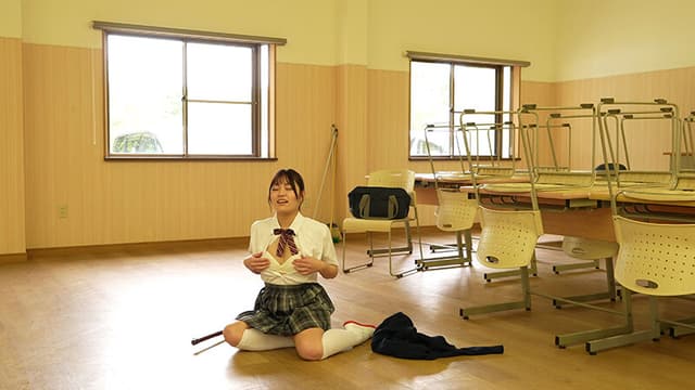 乳首こねくり失禁 チクニーがバレた敏感乳首の優等生が大量失禁お漏らしイキしてアヘ堕ち…北山憂 サンプル画像 1