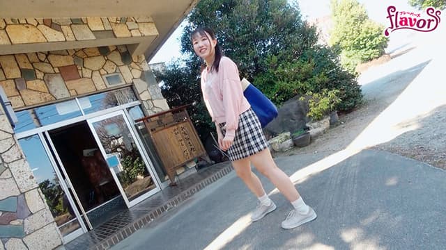 お漏らしマ○コ舐められ旅行 ウブな頻尿ビンカン娘が粘着クンニでずぅ～っと失禁イキ！いいなり快感放尿SEXで尿臭オマ○コを味わいつくす小便ぶちまけ連れ回しデート1泊2日in石和温泉 幾田まち サンプル画像 2