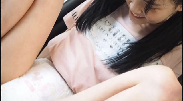 ちっちゃい紙オムツのララちゃん 家出少女がおねしょをして困るので、いろいろな紙おむつを履かせてお漏らしさせたよ 工藤ララ サンプル画像 5