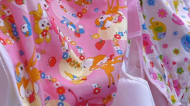 女の子がおむつを当てられる主観カメラ映像「優しい日常」 サンプル画像 20