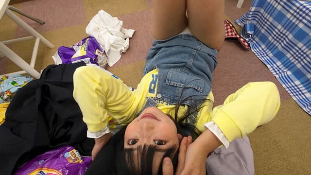 完全主観 バブりたいちっぱいな幼馴染は甘えたくなるとすぐおむつを濡らしておねだりしちゃうの 泉りおん サンプル画像 10