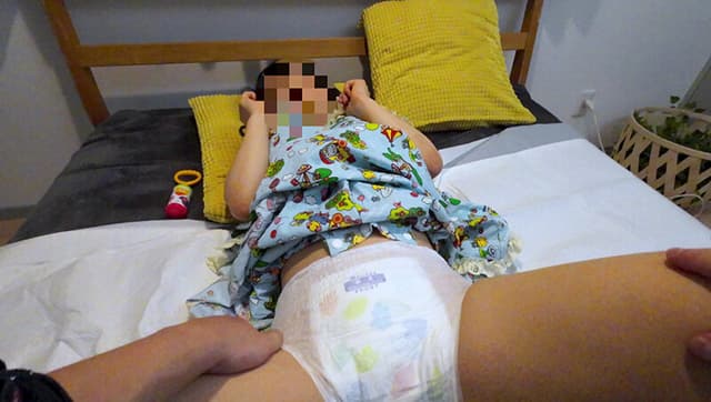 SNS直送146cm超ミニ素人JDせいら 清純ピュアおむつ極限羞恥 サンプル画像 1