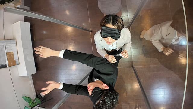 街角素人実験ナンパ！同僚同士で密室脱出ゲーム！ 賞金1000万円か、それとも丸見えセックス大公開！？ サンプル画像 7
