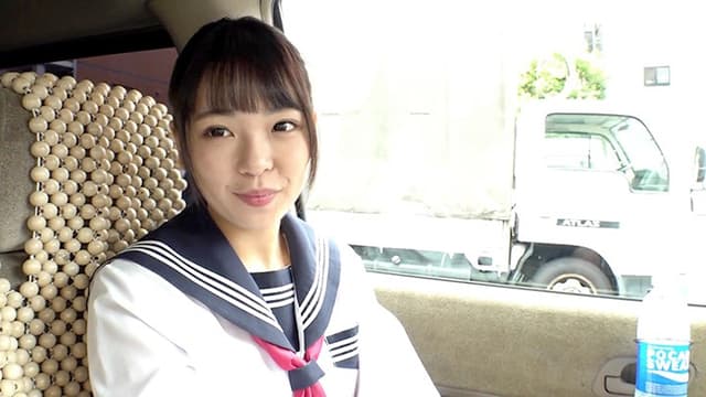 素人セーラー服生中出し（改） 琴音芽衣 純真純白10代の肌×びっくん美乳羞恥潮吹き×子宮に生中出し サンプル画像 1