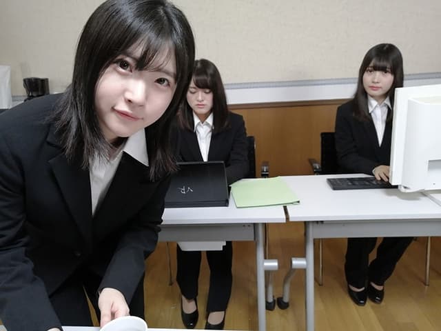 【VR】VR ドラマ劇場 レンタルオフィス 完全版 サンプル画像 1
