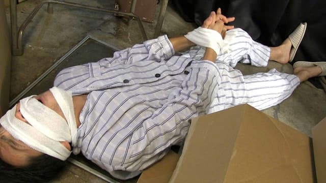 残酷放尿地獄ドラマ 小便制裁 2 サンプル画像 14