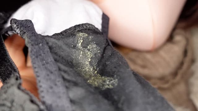 下着買取りサイトで知り合ったのぞみちゃんの使用済み下着 有村のぞみ サンプル画像 3