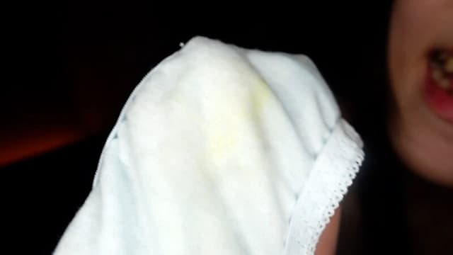 下着買取りサイトで知り合ったあかりちゃんの使用済み下着 皆瀬あかり サンプル画像 18