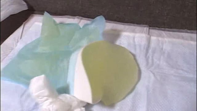 ガマンの限界！車内おしっこ サンプル画像 6