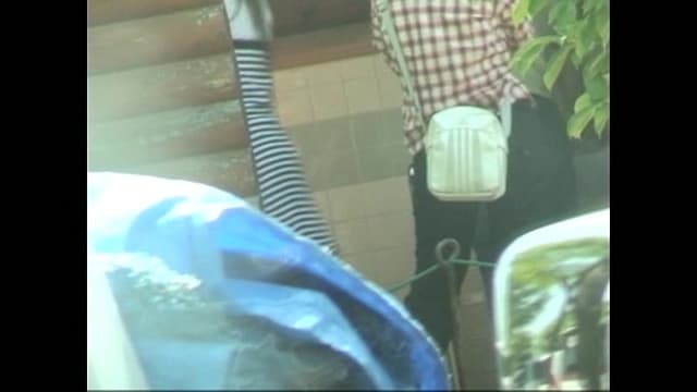 野外放尿盗撮 サンプル画像 4