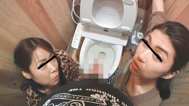 完全主導おしっこ介助 見られて出すのが好きなの？ サンプル画像 17