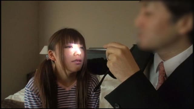 心の病を持つ中○生以下の少女たちを餌食にしたロリコン催●術師が収集していた悪徳ロリ催●アルバム サンプル画像 11