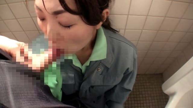 無言痴姦 公衆トイレの変質者 サンプル画像 15
