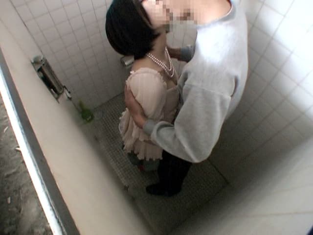 コレでいいのか！？某有名大学付属定時制●校の乱れた実態 サンプル画像 3