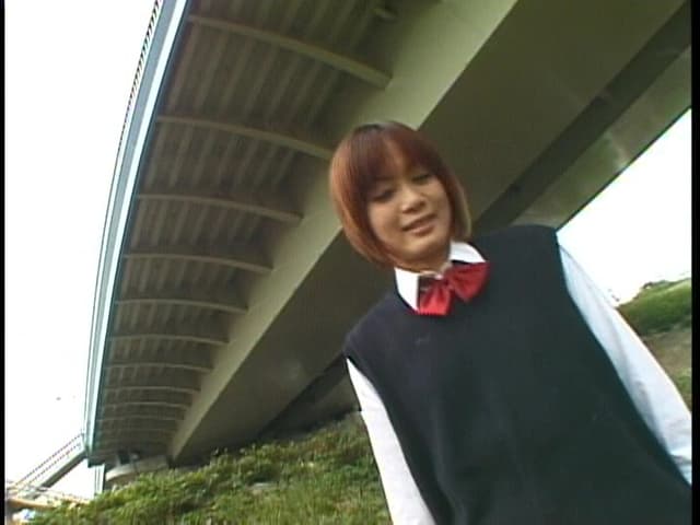 女子校生 聖水露出 サンプル画像 2