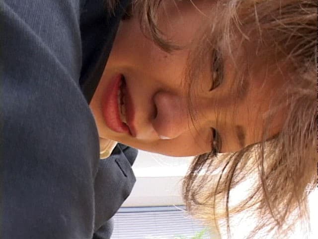 オフィスでおしっこを漏らすOLたち2 サンプル画像 9