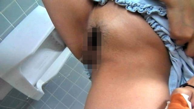 オシッコ 立ちション便盗撮 5 サンプル画像 14