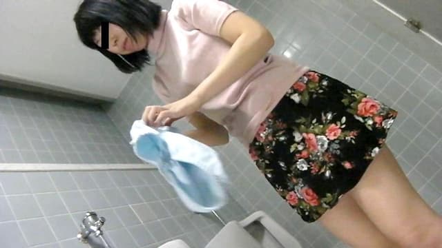 オシッコ 立ちション便盗撮 8 サンプル画像 12
