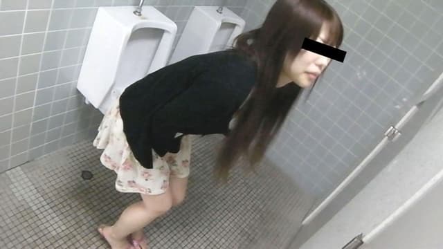 オシッコ立ちション便盗撮 10 サンプル画像 17