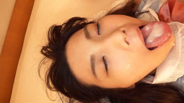 過激！都内出没！野外お漏らしハレンチ炉利娘 ユメ 「グレーのマキシワンピだからシミがすっごい目立つんですぅ（涙）」 サンプル画像 15