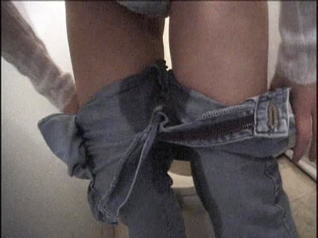 おもらし 11 サンプル画像 16
