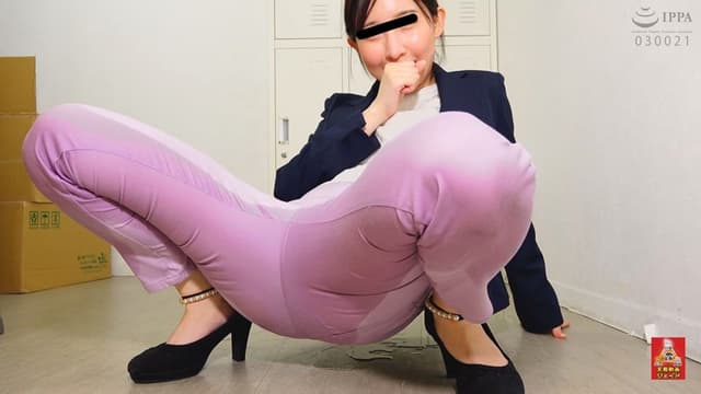 じがどりとうこう 私のおしっこを漏らした話を恥ずかしいけど聞いてください。おしっこを我慢しているので漏らしちゃうかも。。。3 1/2 サンプル画像 3