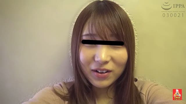 自画撮り投稿 全裸でおしっこを我慢する女の子たち4 1/2 サンプル画像 13