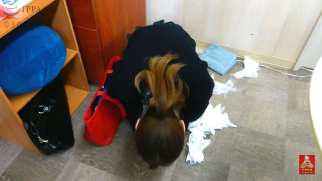 利尿剤混入 女家庭教師お漏らし2 1/2 サンプル画像 15
