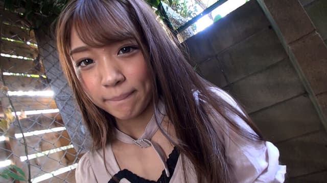 どこでもおしっこ！素人娘の大放尿100人 5時間 スロー再生でじっくり鑑賞できるマニア向け映像2 サンプル画像 11