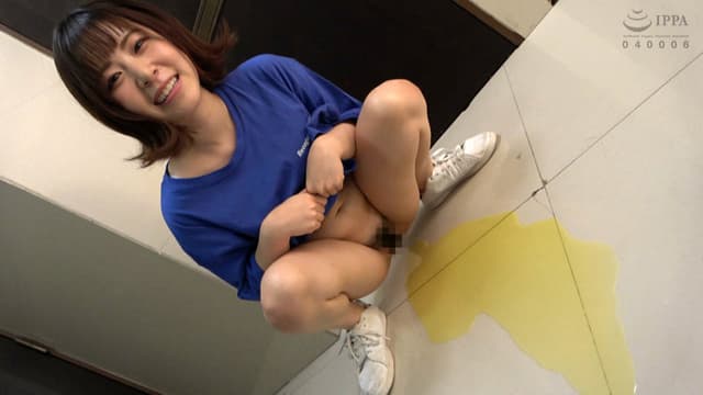 どこでもおしっこ！素人娘の大放尿30人 スロー再生でじっくり鑑賞できるマニア向け映像7 サンプル画像 2