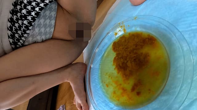 うんこを見せる女たち サンプル画像 8