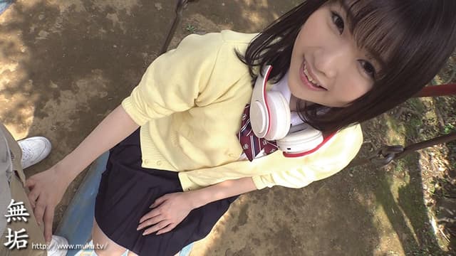 「おじさん、私をエッチにさせてよ。」フェラチオ大好き娘を味わい尽くす繋がりSEX。 サンプル画像 10