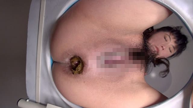 見せたがりN子さんの人並み外れた激臭日常便 サンプル画像 13