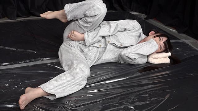 美女だらけのおもらし4時間SP サンプル画像 3