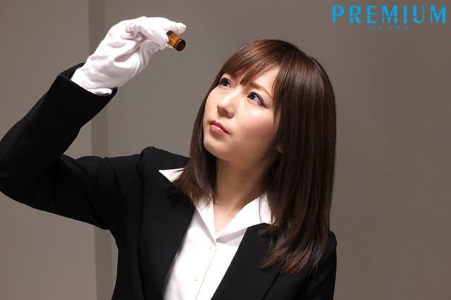 屈辱に濡らされた捜査官～強●失禁させられた強気なエリート～ 麻倉憂 サンプル画像 1