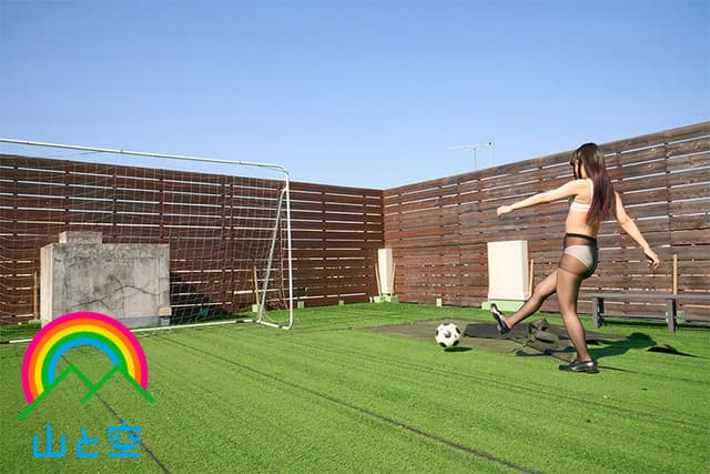 見られたくないけど見られたい性癖の女子 隠れ★露出好き 校内を全裸徘徊で歩き回っていた生徒を同級生が発見 羞恥快楽に襲われて放尿発情した後…【22年前期:副会長】あべみかこ サンプル画像 3